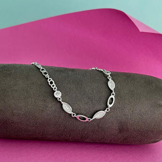 The Serpentine Sparkle