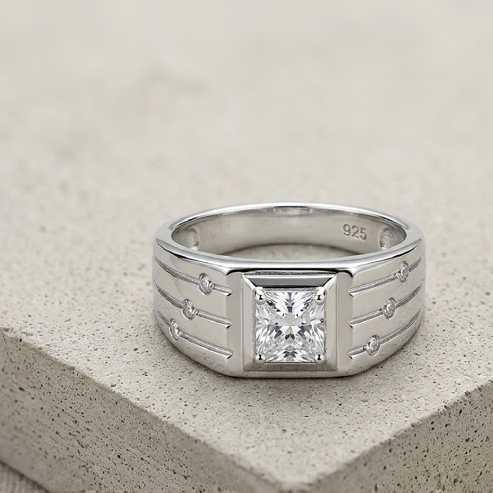 The Meridian Princess Solitaire