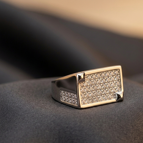 The Vanguard Pavé Signet
