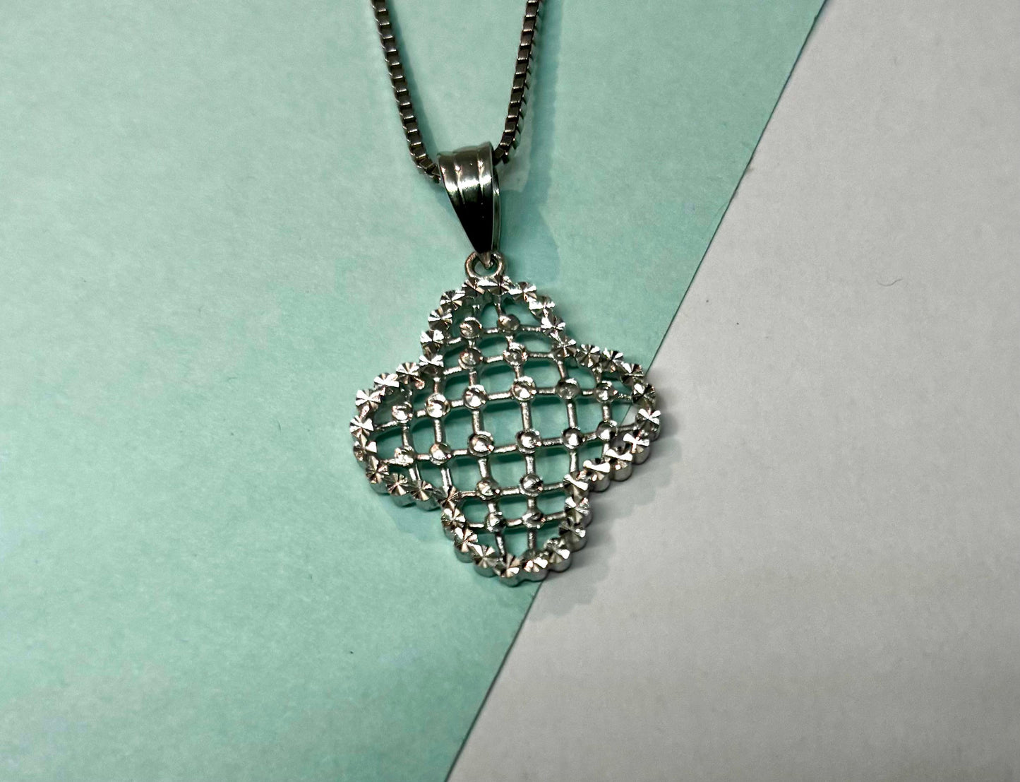 Silver Floral Diamond