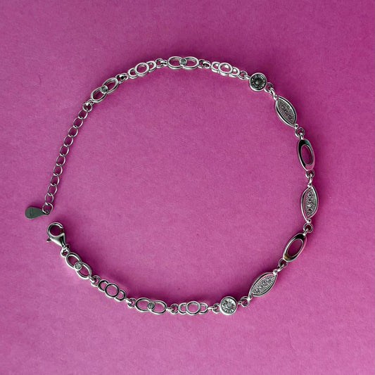 The Serpentine Sparkle